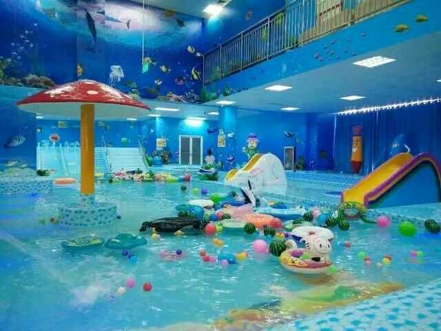 仅88元就享受118元的【济宁市】水精灵水上游乐场亲子票一张，含：水上滑梯 蘑菇喷淋 水上漂流 水上攀岩 水上蹦床 双人大龙虾 漂流皮划艇在加上更有趣的旋涡池应有尽有。