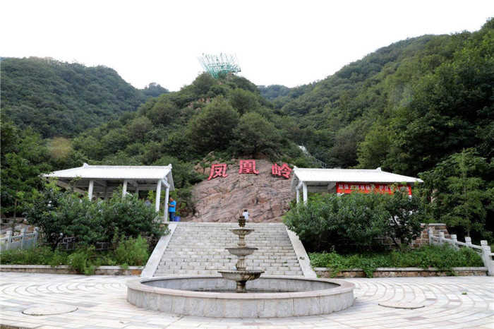 仅45元，享原价50元的【唐山市】凤凰岭景区门票，凤凰岭山高崖险、洞秘泉美、石奇林茂，景区森林覆盖率达95%，是一处难得的天然氧吧。景区全部被原始次生态林所覆盖，花开时节漫山黄花。