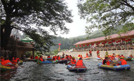 仅78元，享原价88元的【景德镇】荷塘生态旅游区漂流门票；荷塘生态旅游区位于景德镇荷塘乡童坊村，距市中心15公里，素有“八山半水半分田，一分道路和庄园”的美称。