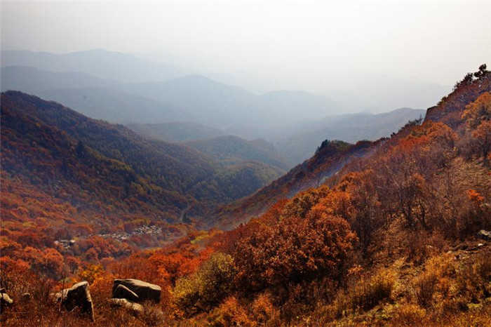 仅75元，享原价80元的【赤峰】道须沟景区成人门票。道须沟景区已经具备“山水特色休闲旅游”的品牌形象，成为了远近闻名的山水娱乐、生态旅游目的地。
