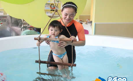 仅38元，享原价128元的全程一对一鱼乐贝贝婴幼儿游泳1次。每位宝宝仅可体验一次哦！提供洗浴设施，提供教练服务，提供储物柜！