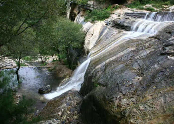 仅30元享原价38元的【保定】唐县秀水峪景区门票，秀水峪被旅游专家喻为最佳生态之谷，天然氧吧。