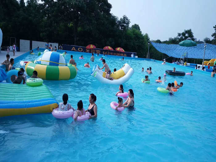 仅需22.8元，享原价28元的【商丘市】应天水上乐园成人票一张；含：水上乐园成人门票一张+免费柜子+免费淋浴；