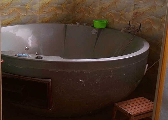 仅138元，享原价158元的兴业温泉水疗按摩浴，历史悠久，名扬天下，还有独特的硫磺温泉，让你体会不一样的温泉之旅。