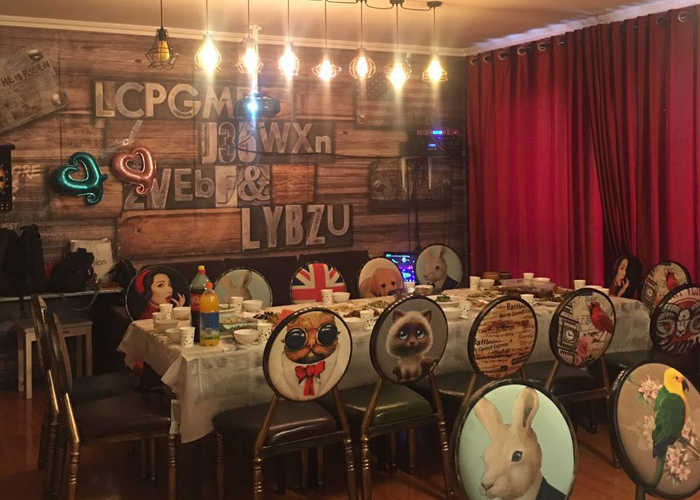 仅售1200元，价值1456元10人5小时畅玩+赠送豪华餐！