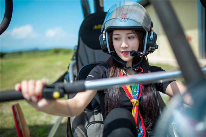 仅299元就享560元的【惠州】观音阁中花航空营地飞行体验票（6-8）分钟.航空营地身兼航空文化、体育、旅游三大概念，是开发航空文化、航空运动乐趣、打造以飞行为核心整合休闲农业和周末度假高附加运动旅游