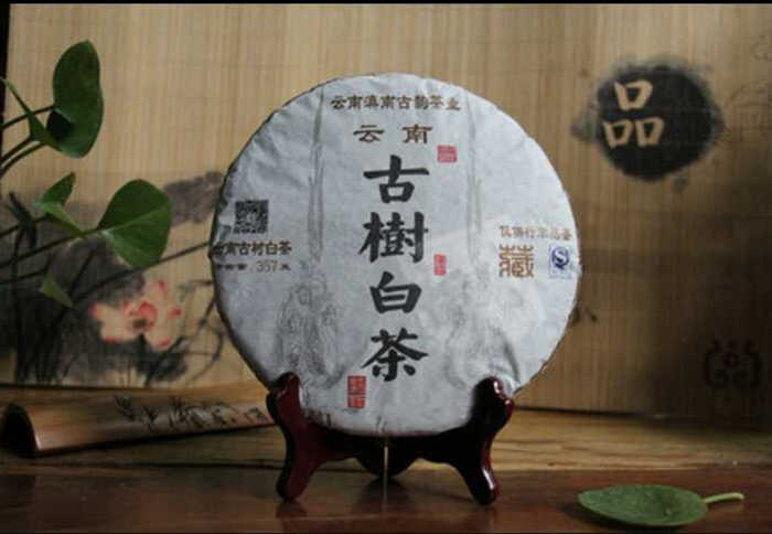 古树白茶   2015年