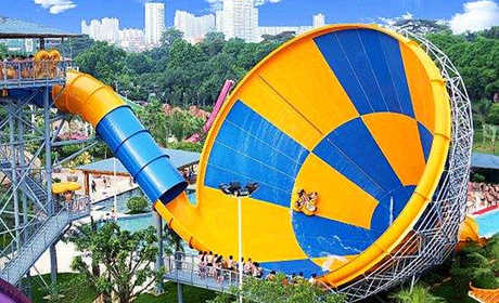 仅需29元，享价值118元的【新乡市】原阳格林湾水上乐园开业特价票一张，仅限7月1日至3日使用，包含：格林湾水上乐园门票一张+海啸池+海浪池+大喇叭+儿童水寨+太空盆+极速滑梯+更衣柜等；