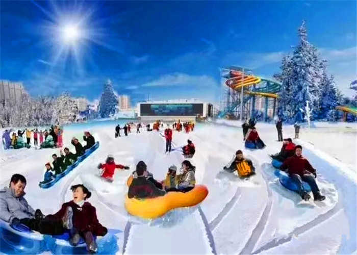 仅8元，享原价10元的【定州】清风路冰雪节儿童票（1.2m-1.4m），包含高雪山、大型溜冰区、游乐设施区、美食区等，并有雪地摩托车、雪地装甲车、冰上碰碰车、雪地悠波球、雪地旋转等雪上娱乐设施等。
